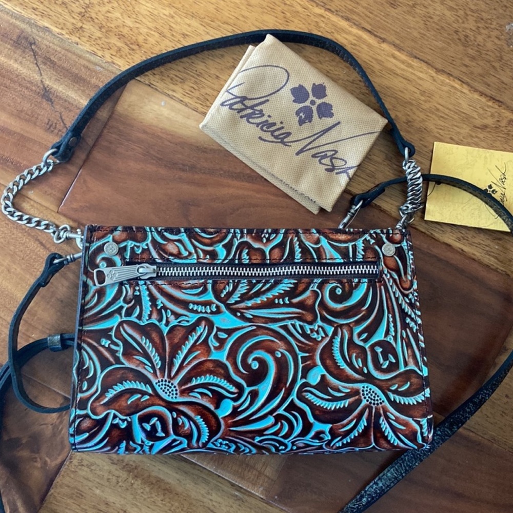 Patrica Nash Turquoise Crossbody with 2 different detachable straps & Dust Bag.